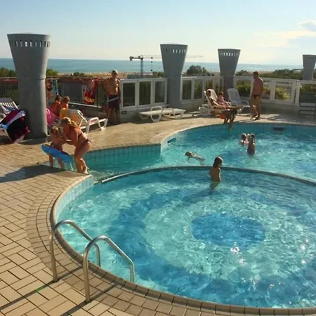 Lovely Flat In A With Pool - Beahost * Bibione